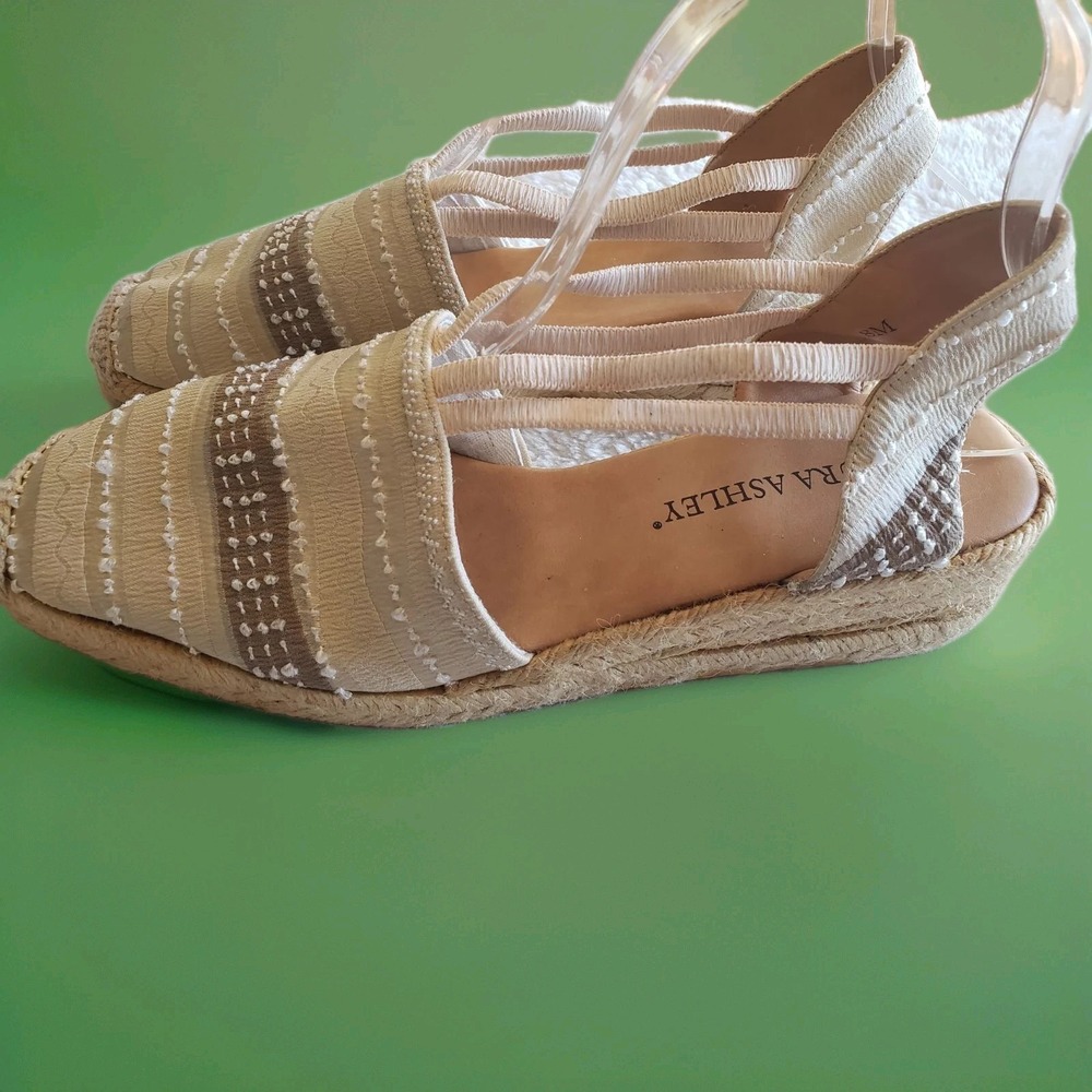 Laura Ashley 8M Beige Textile Rope 2"Wedge Sandals Womens Slip-On Rubber Sole